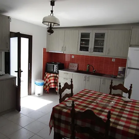 Дом отдыха Theanos House Пиги
